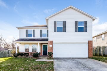 2134 Carlton Ln Thompson's Station, TN 37179